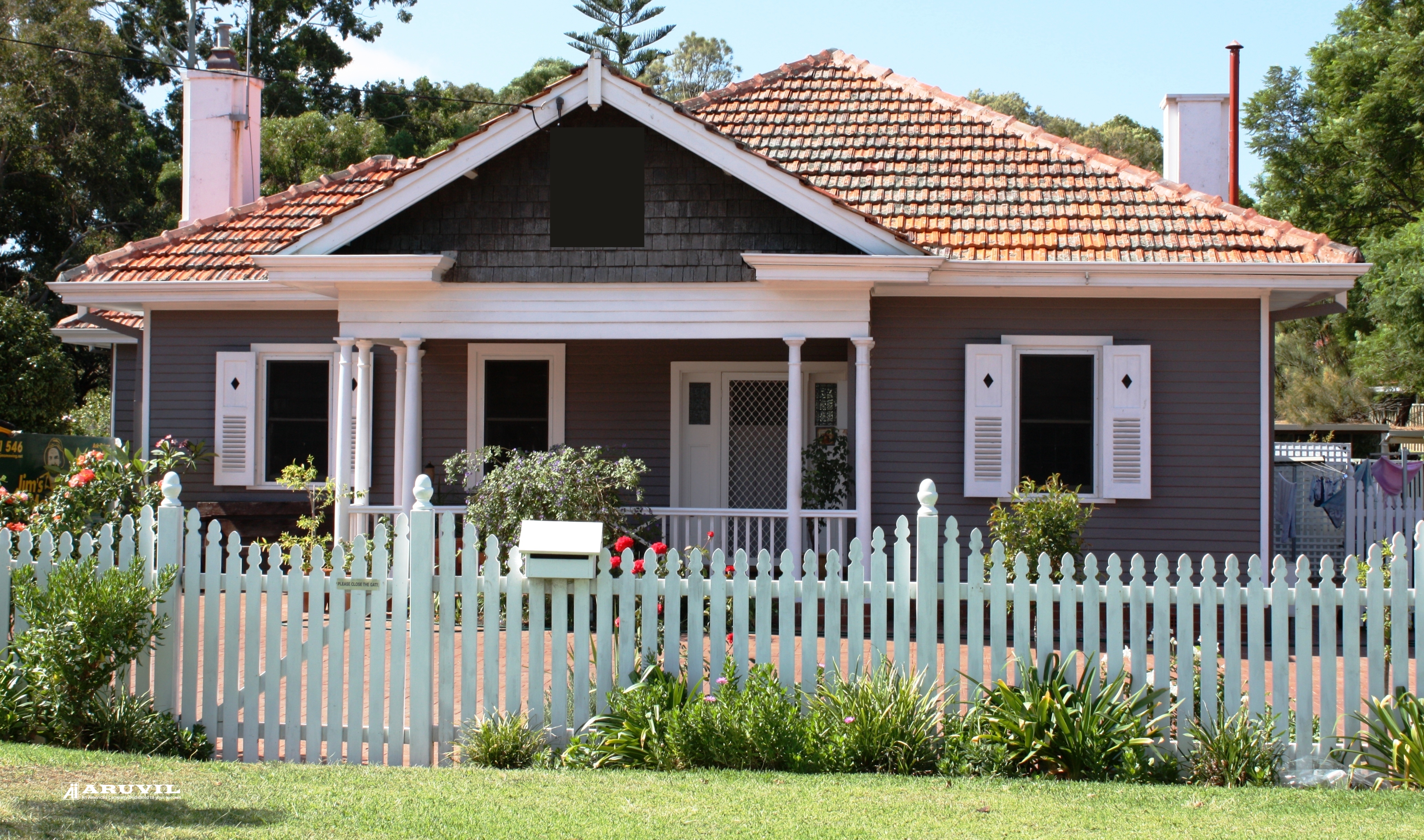 Model Timber Home - Aruvil